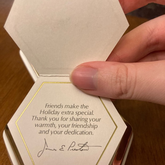 Vintage Avon Holiday Gift Box - Original Gift Note - Picture 5 of 11